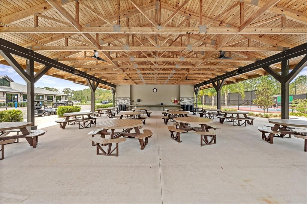 Exterior, Wooden Beams