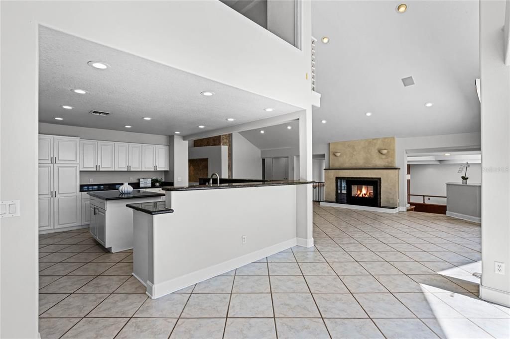 Fireplace, Interior, Kitchen, Recessed Lighting