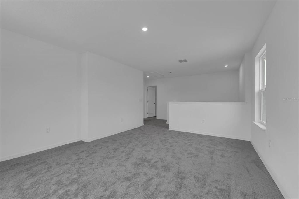 Empty room, Interior, Recessed Lighting