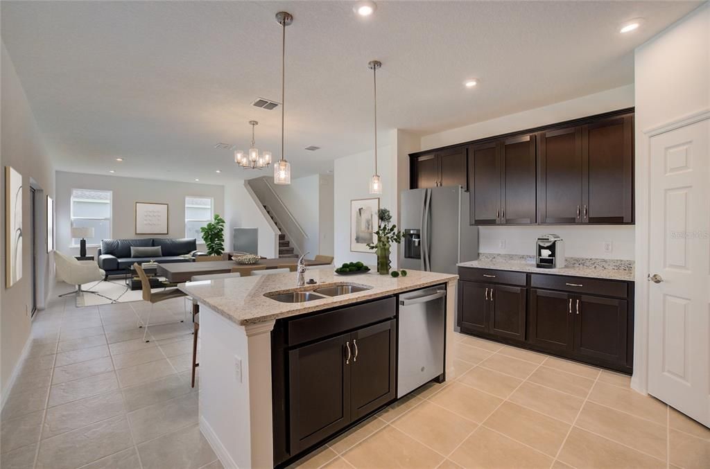 Interior, Kitchen, Living room, Pendant Lights, Recessed Lighting, Stainless Steel Appliances