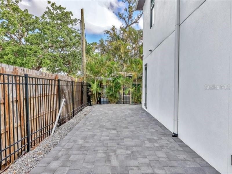 Backyard, Exterior