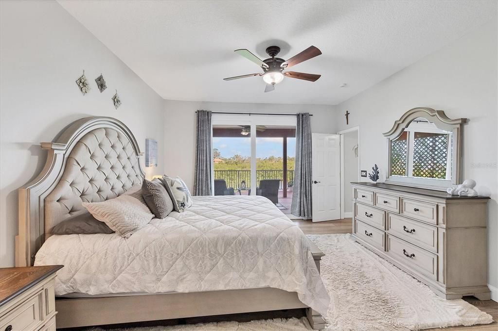 Bedroom, Interior, Water, Wood Texture Flooring