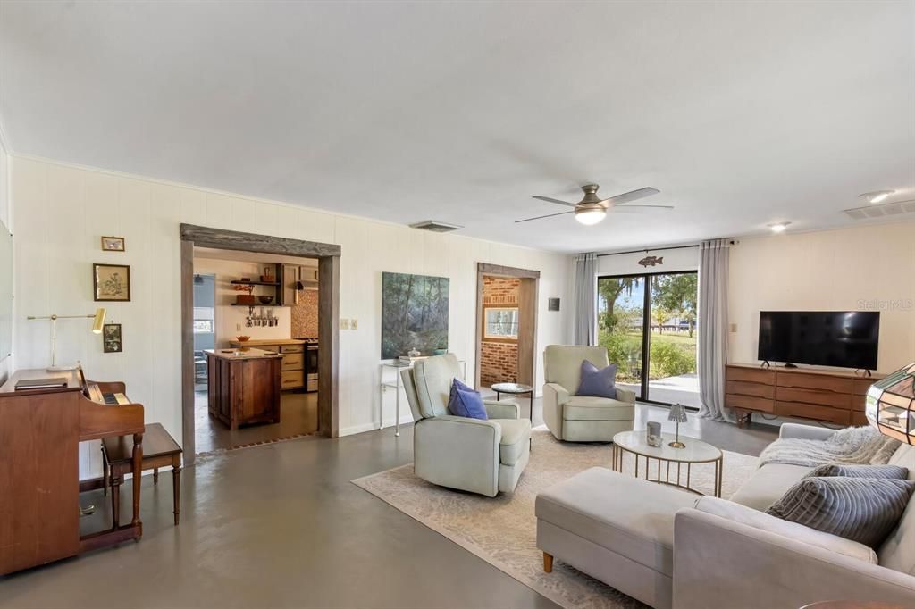 Interior, Living room, Piano, Recessed Lighting