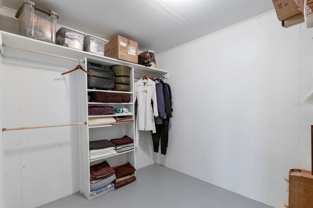 Interior, Walk-in Closets