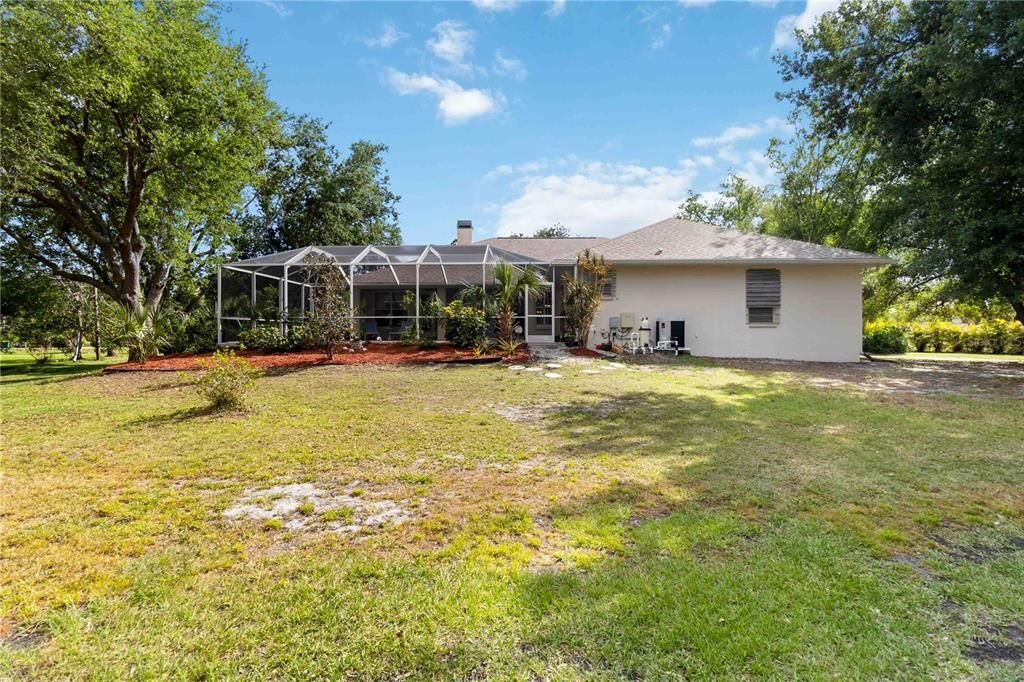 Backyard, Exterior