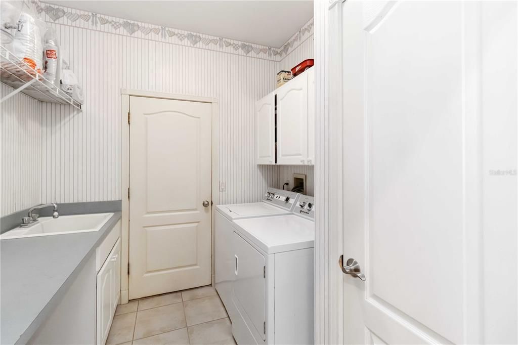 Interior, Washer