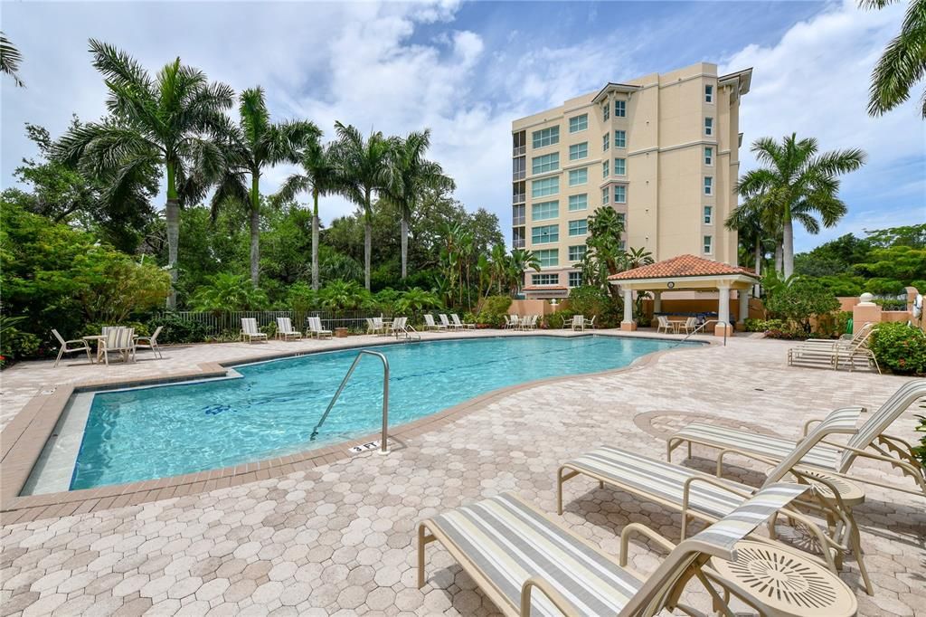 Exterior, Pool