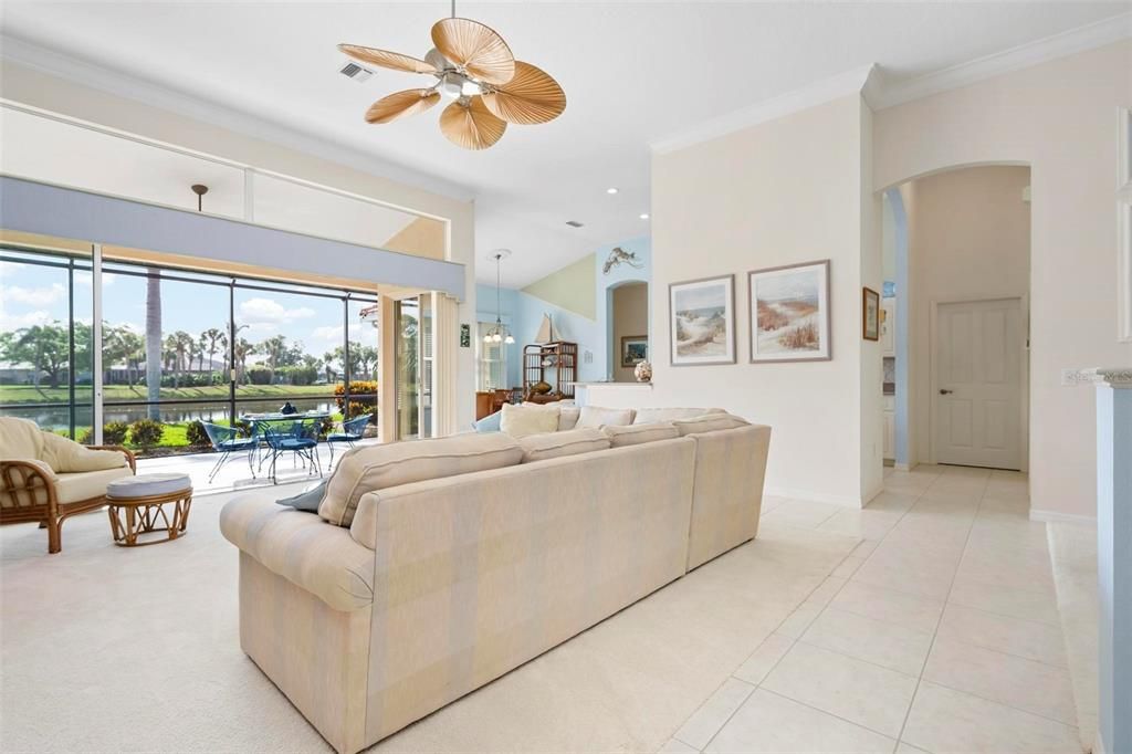 Interior, Living room, Pendant Lights, Recessed Lighting