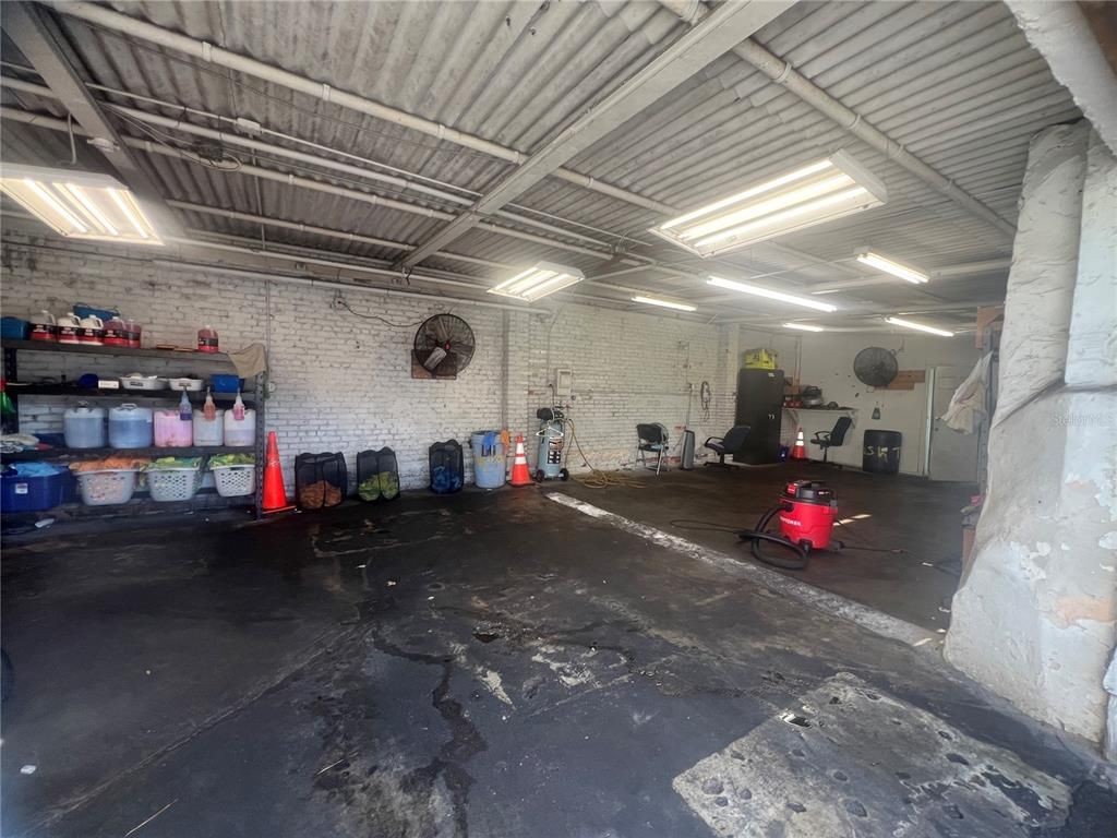 Garage, Interior, Stone Walls