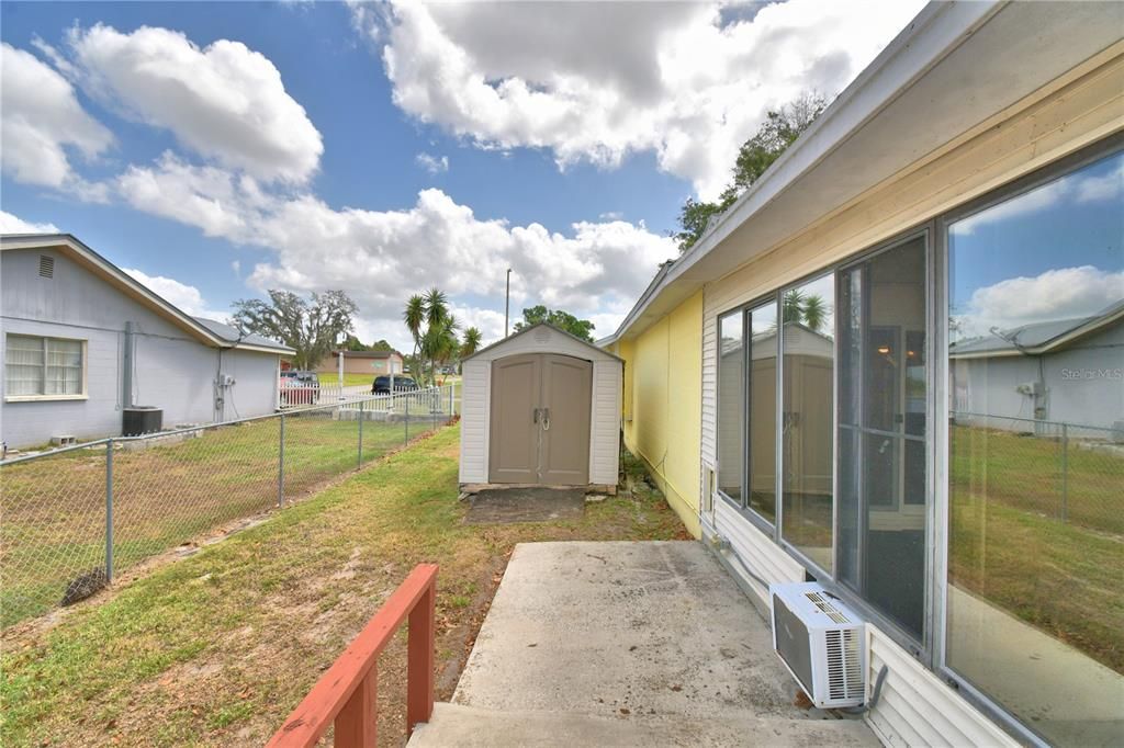 Backyard, Exterior