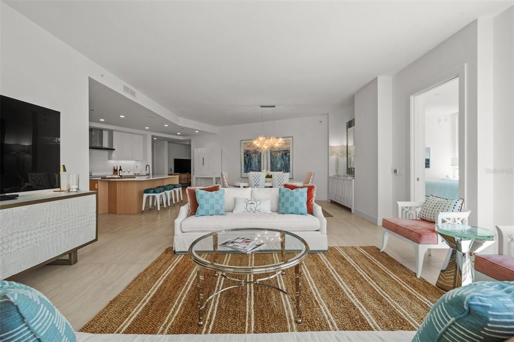 Chandelier, Dining room, Interior, Kitchen, Living room, Recessed Lighting, Stainless Steel Appliances