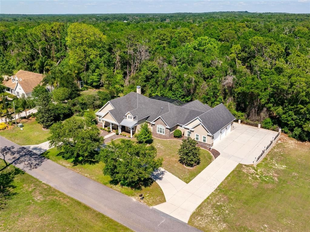 Exterior, Drone