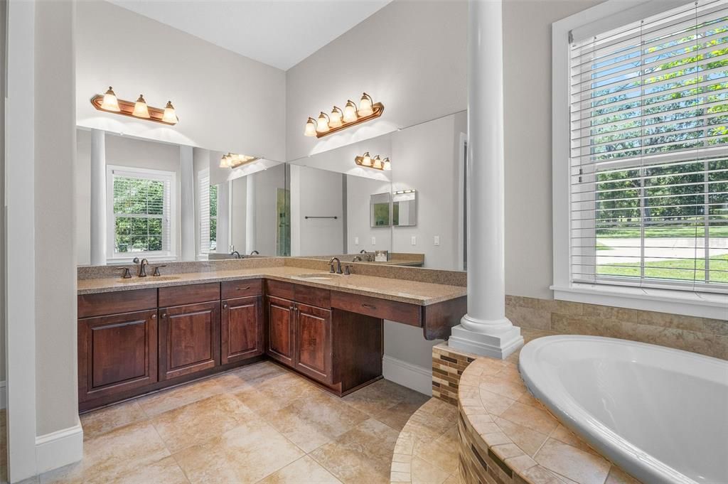 Bathroom, Dual Sink Vanities, Interior
