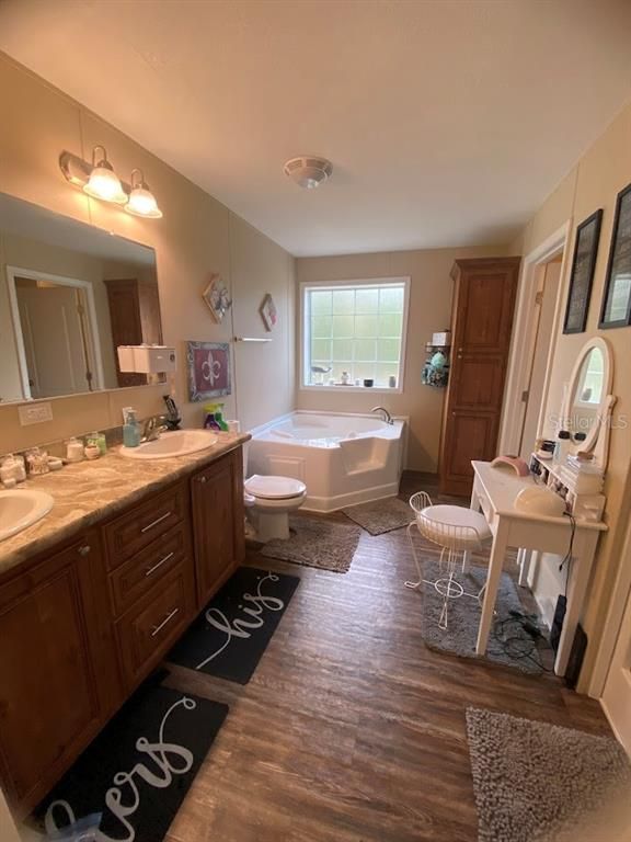 Bathroom, Dual Sink Vanities, Interior, Wood Texture Flooring