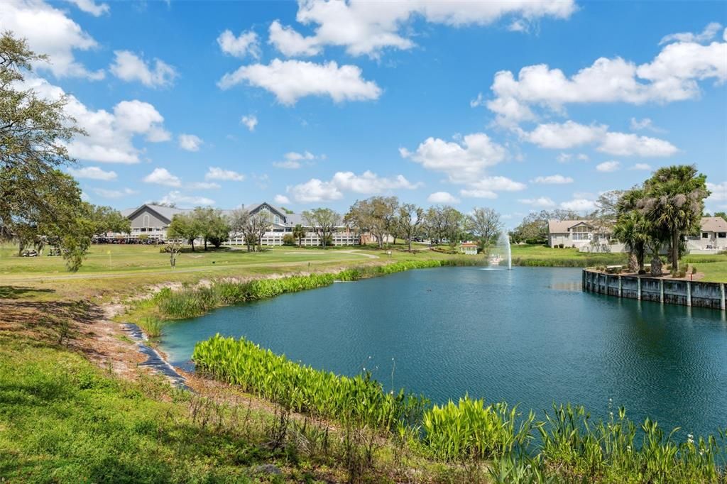 Exterior, Lake