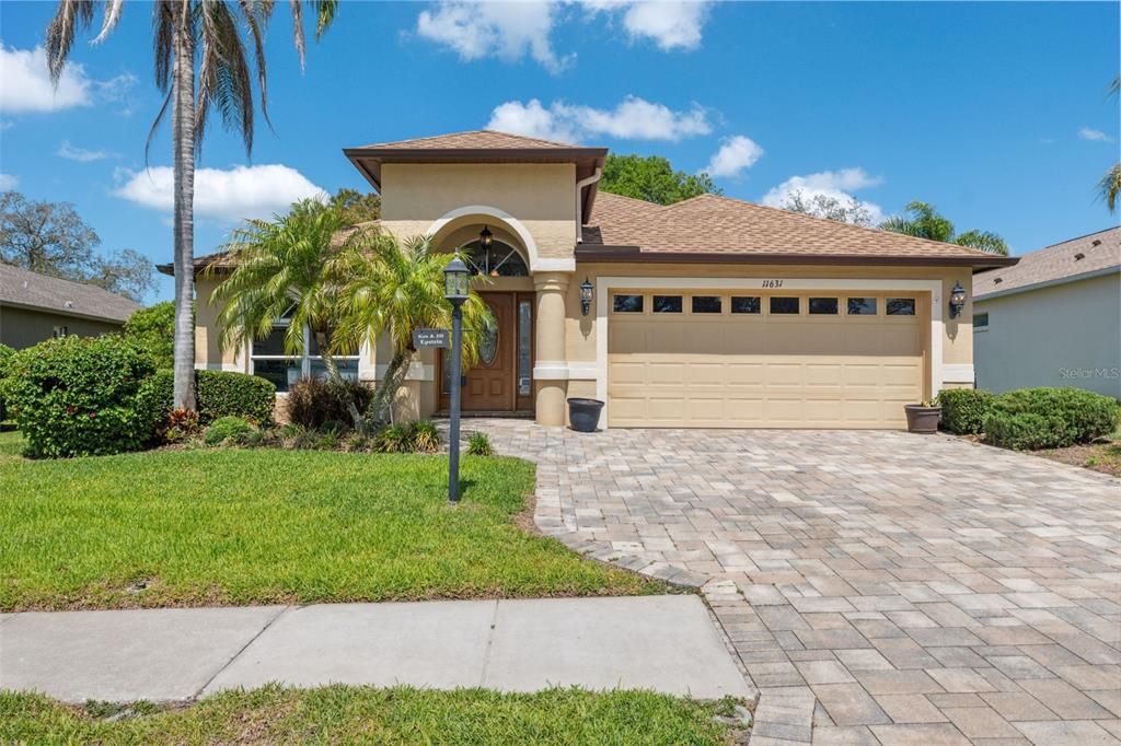 Attached, Exterior, Facade, Mediterranean