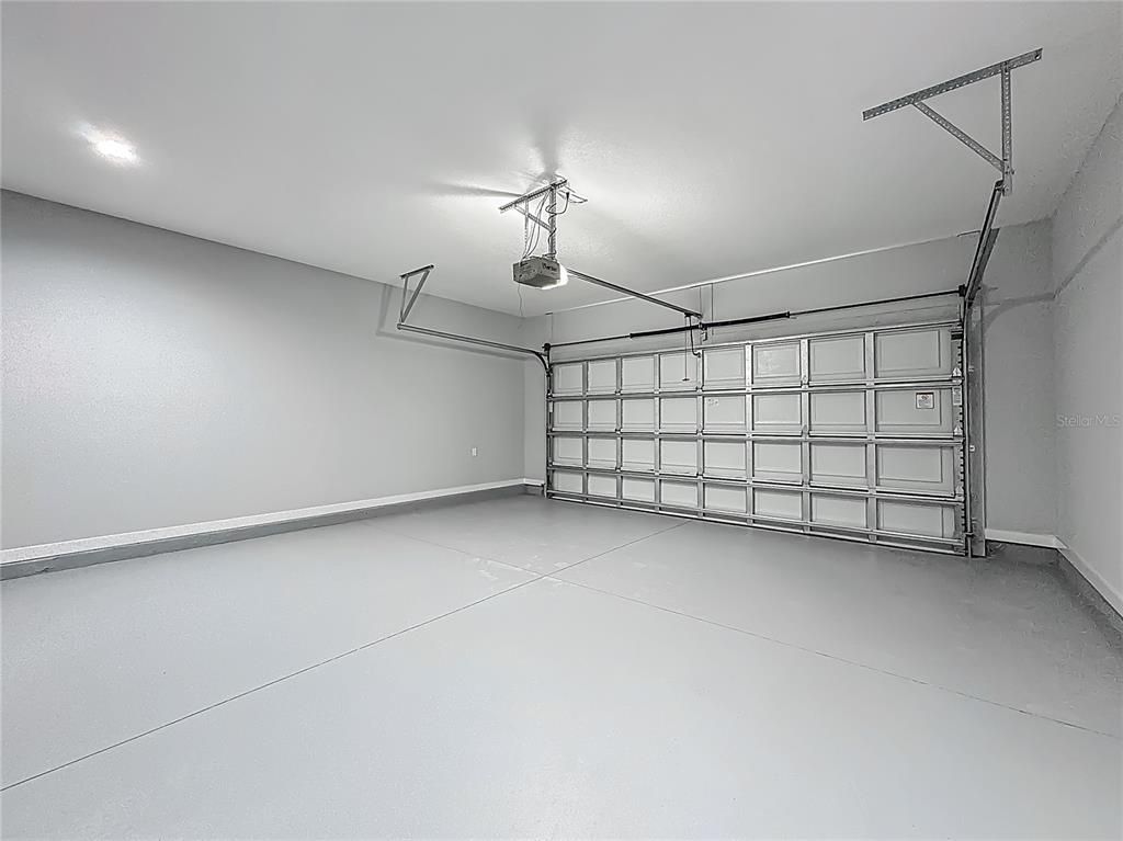 Garage, Interior, Recessed Lighting