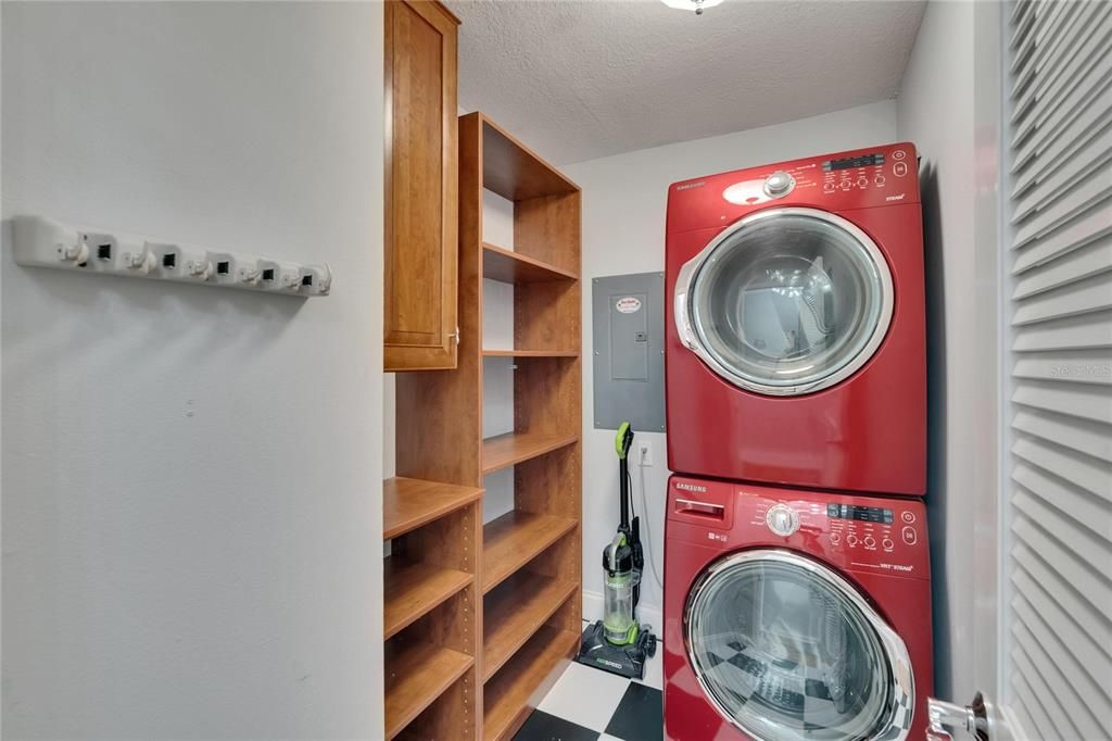 Interior, Utility Closets, Washer
