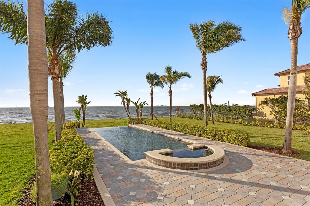 Exterior, Pool, Water