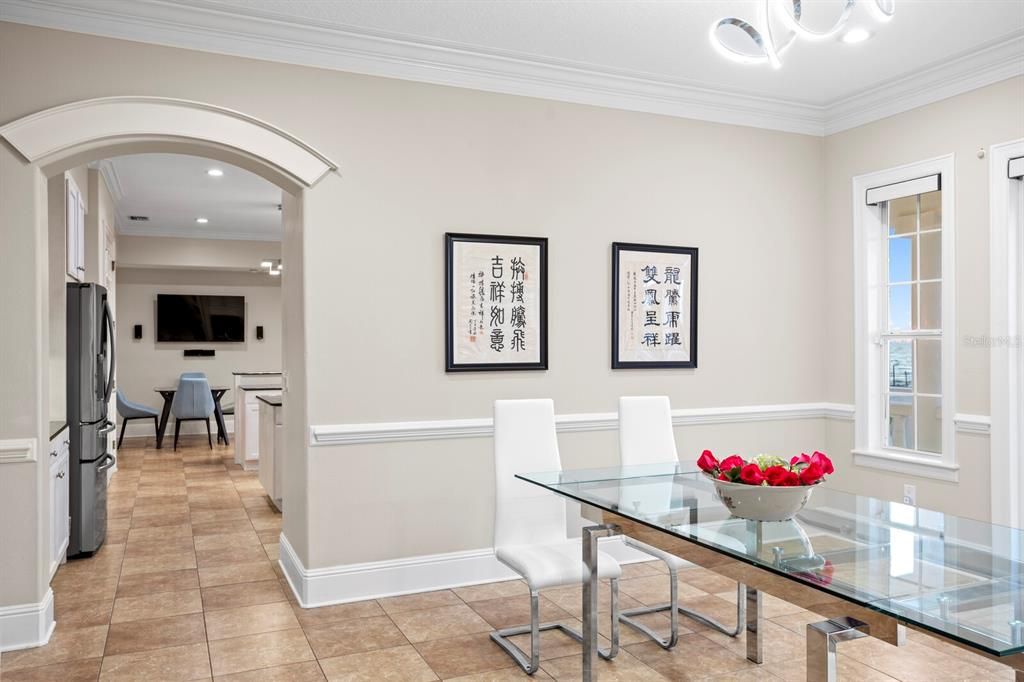 Dining room, Interior, Recessed Lighting