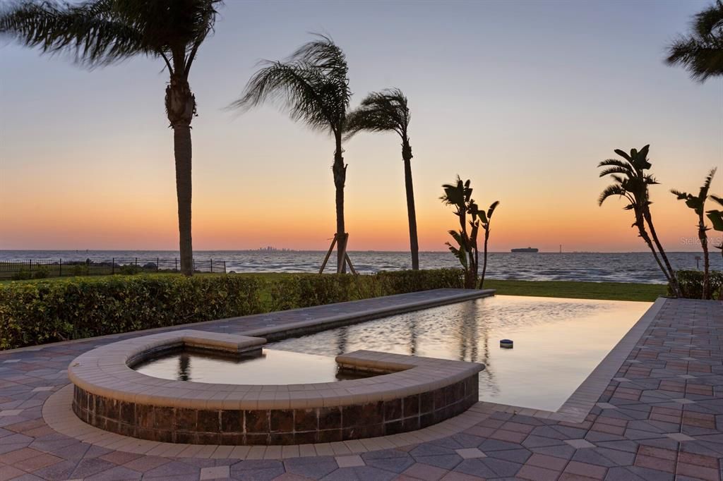 Exterior, Pool, Water