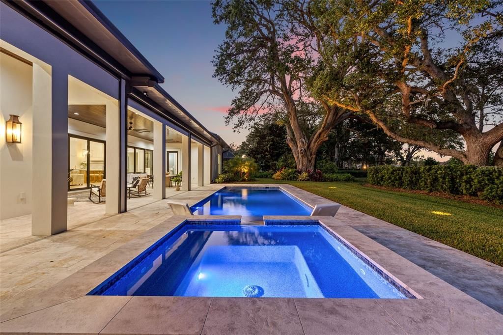 Exterior, Pool