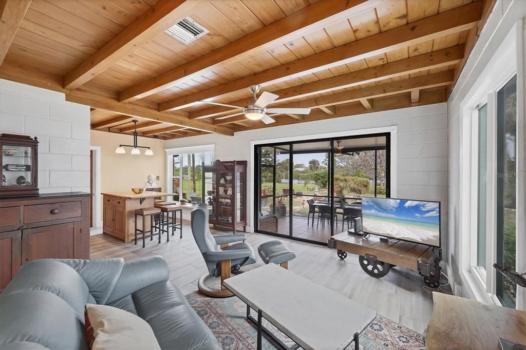 Interior, Living room, Pendant Lights, Wooden Beams, Wooden Ceilings, Wood Texture Flooring