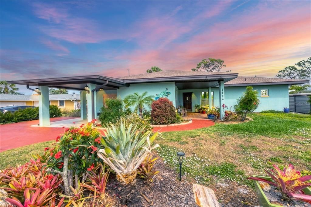 Backyard, Exterior