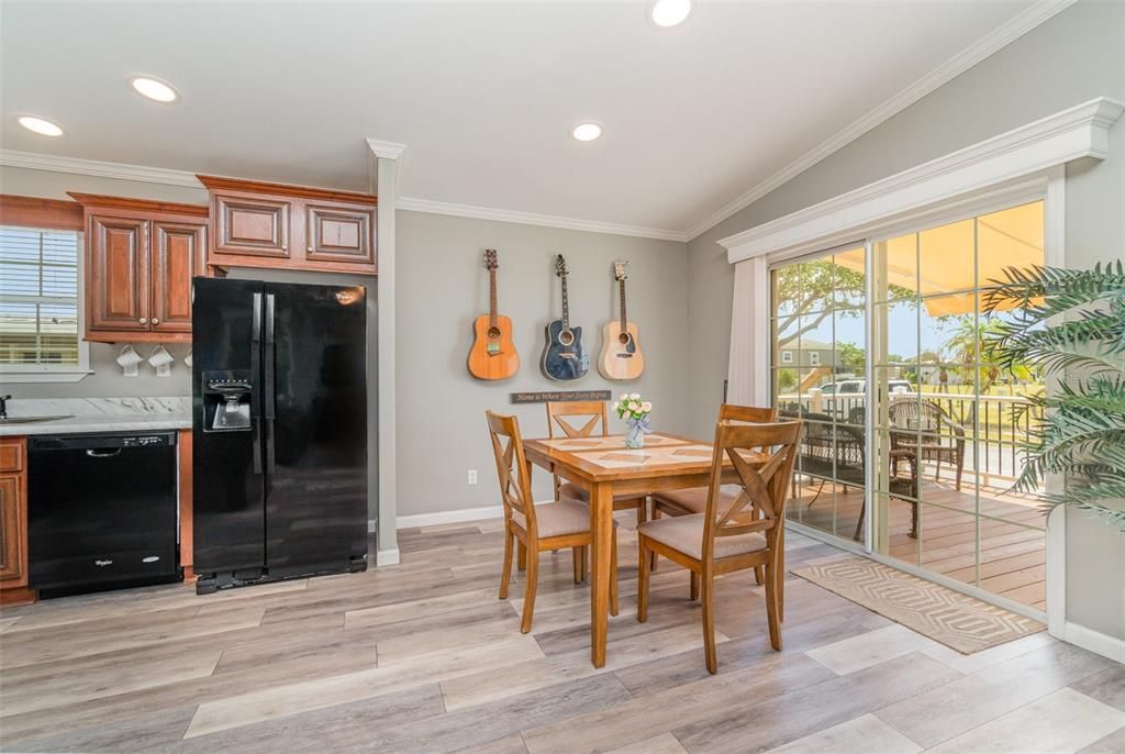 Dining room, Interior, Kitchen, Recessed Lighting, Wood Texture Flooring