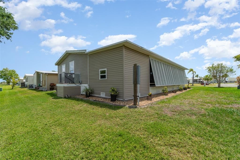 Backyard, Exterior