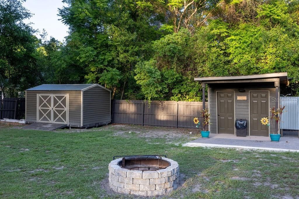 Backyard, Exterior