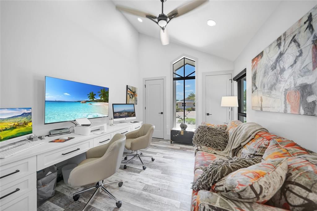 Home Office, Interior, Recessed Lighting, Wood Texture Flooring