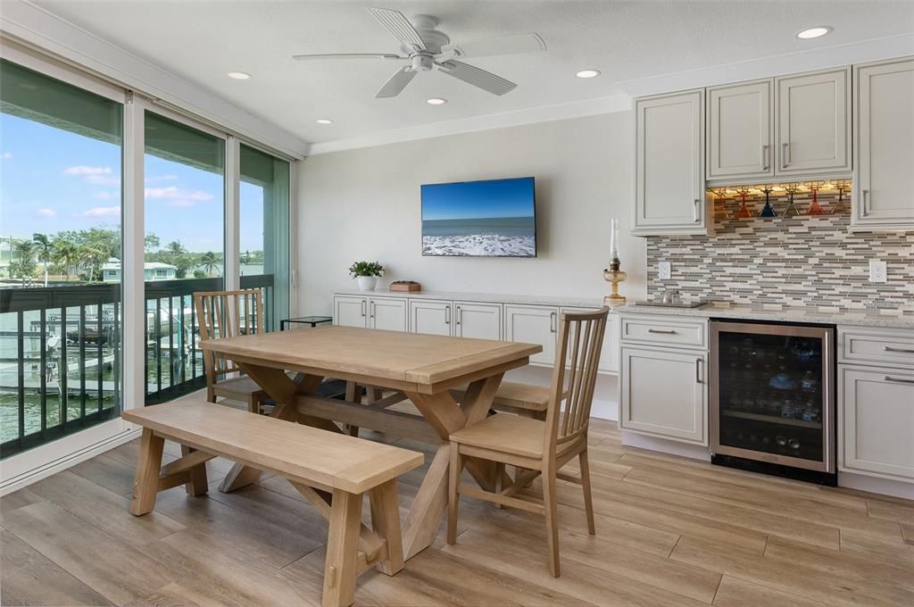 Dining room, Interior, Recessed Lighting, Wood Texture Flooring