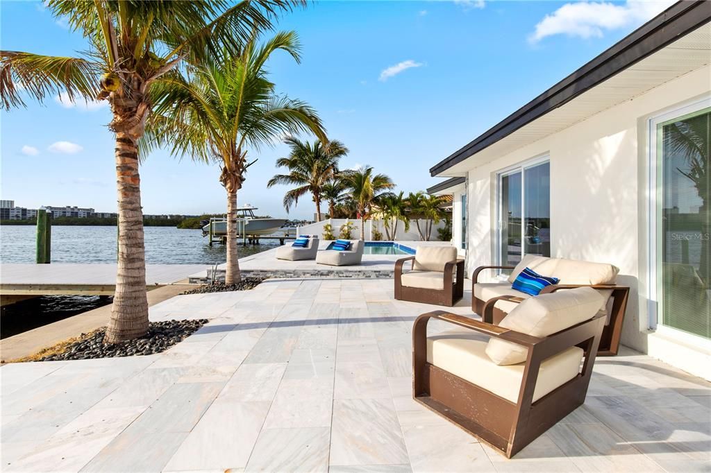 Exterior, Pool, Water