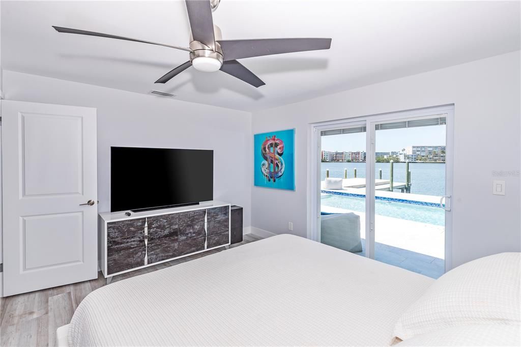 Bedroom, Interior, Water, Wood Texture Flooring