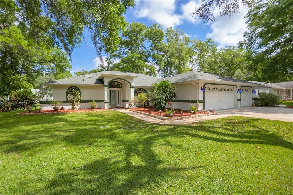 Attached, Backyard, Exterior, Facade, Ranch