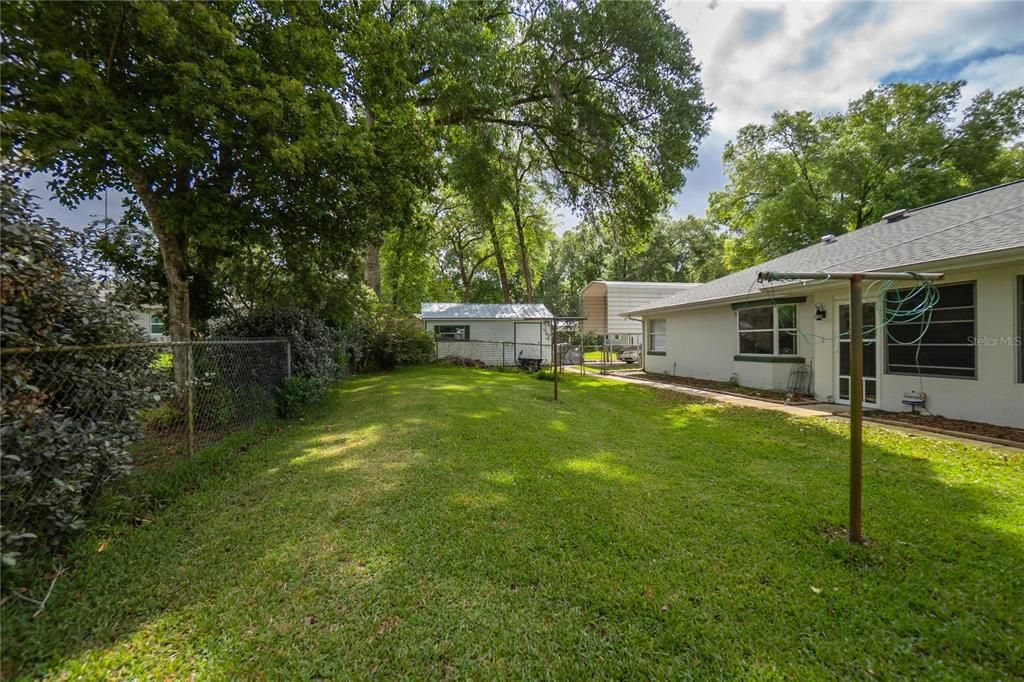 Backyard, Exterior