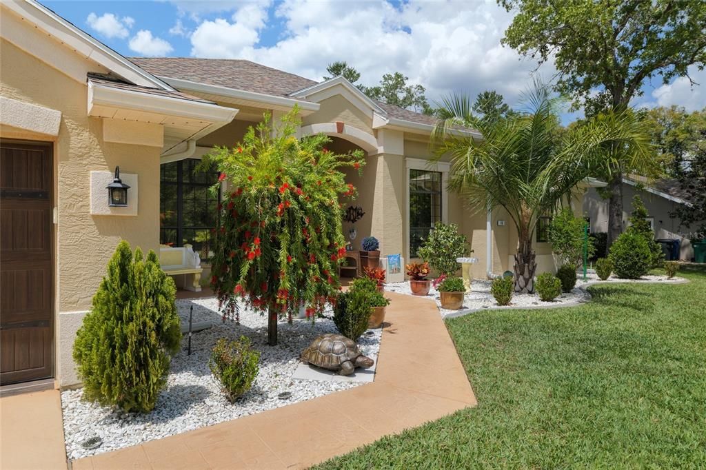 Backyard, Exterior