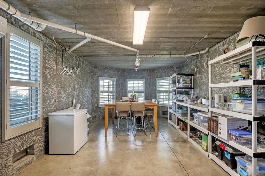 Dining room, Interior, Washer