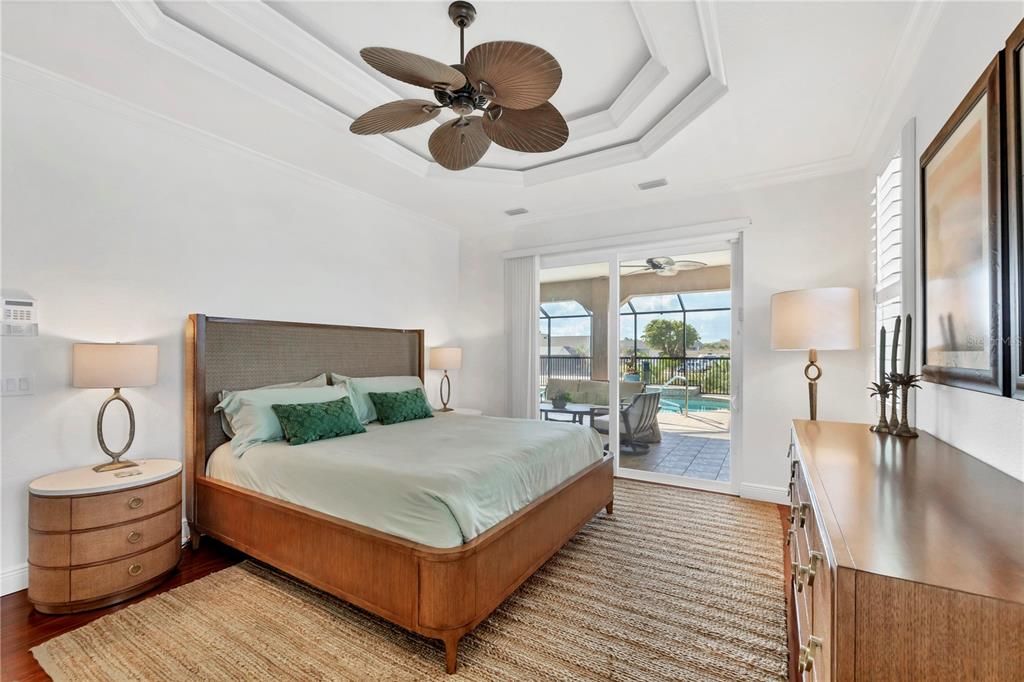 Bedroom, Interior, Water