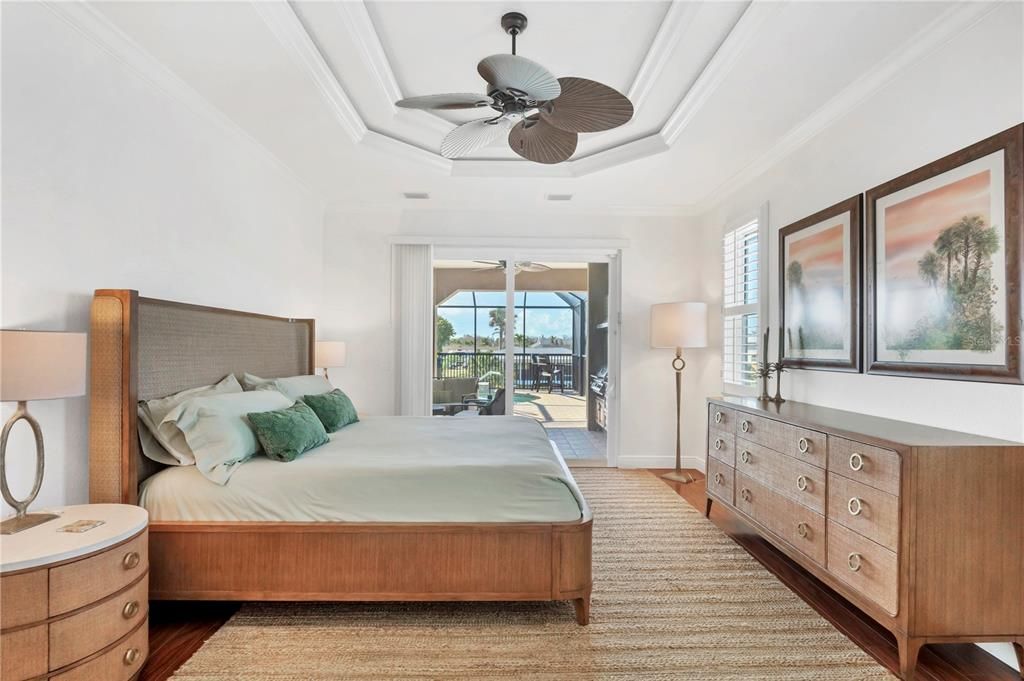 Bedroom, Interior, Water, Wood Texture Flooring