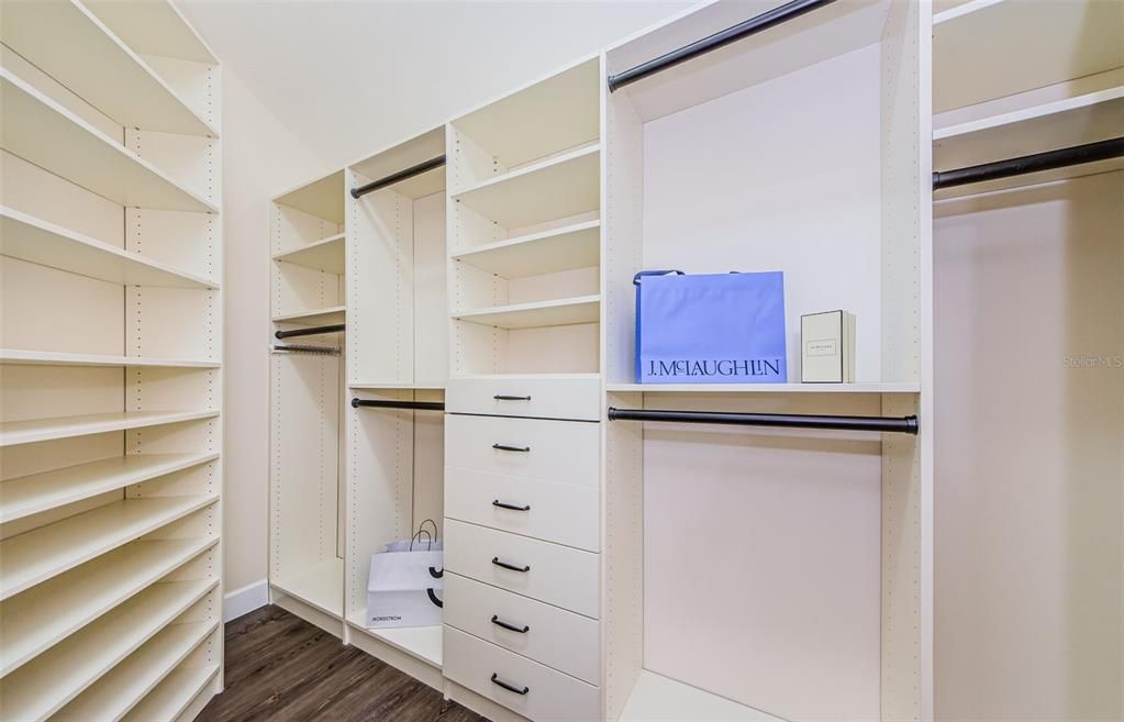 Interior, Walk-in Closets, Wood Texture Flooring