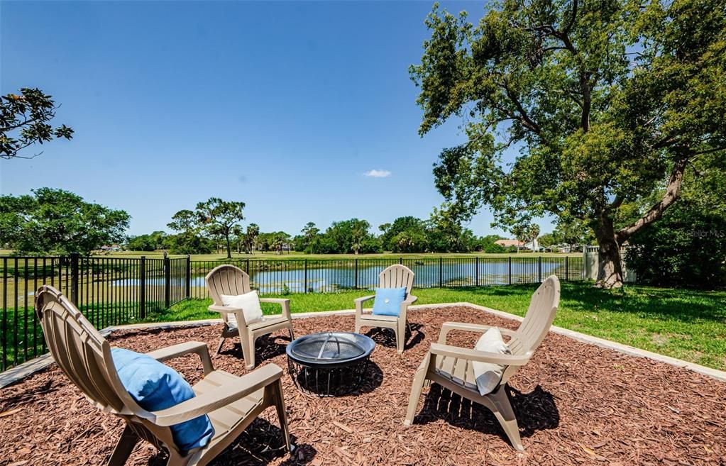 Backyard, Exterior, Water