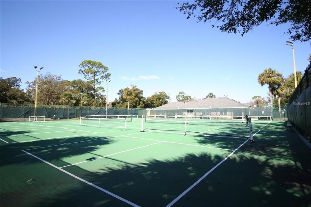 Exterior, Tennis Courts
