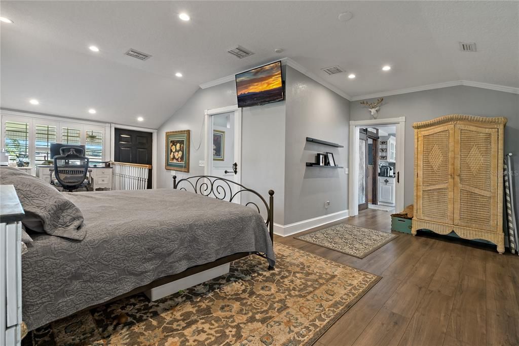 Bedroom, Interior, Recessed Lighting, Wood Texture Flooring