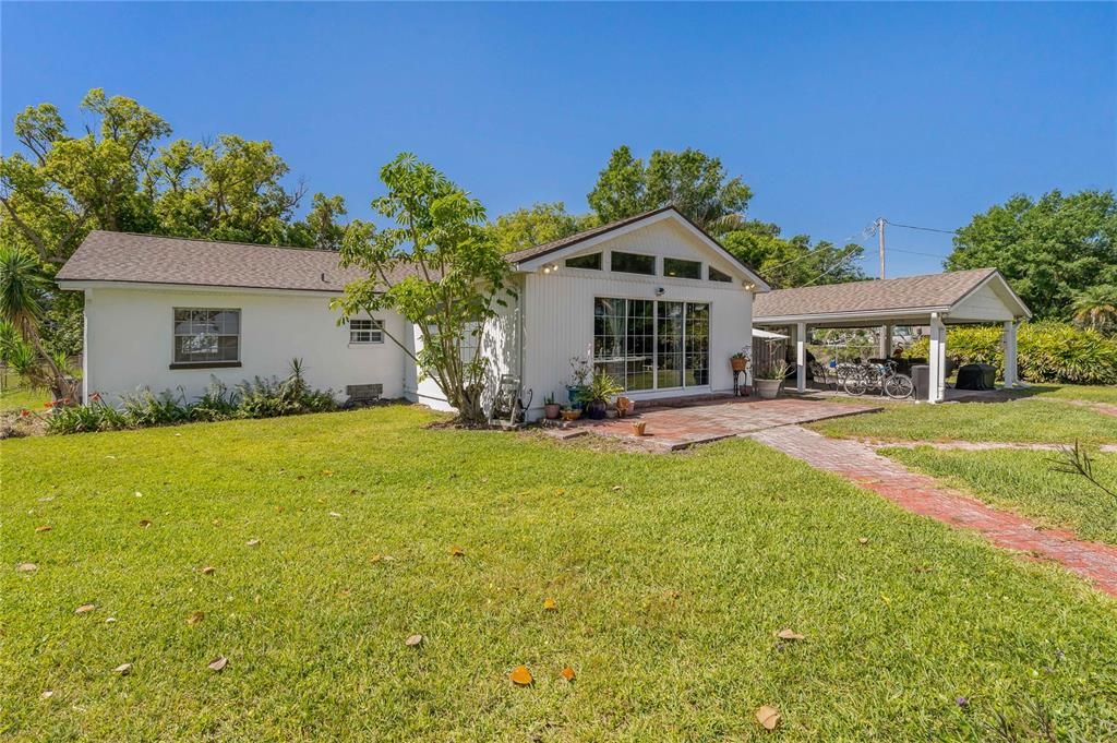 Backyard, Exterior