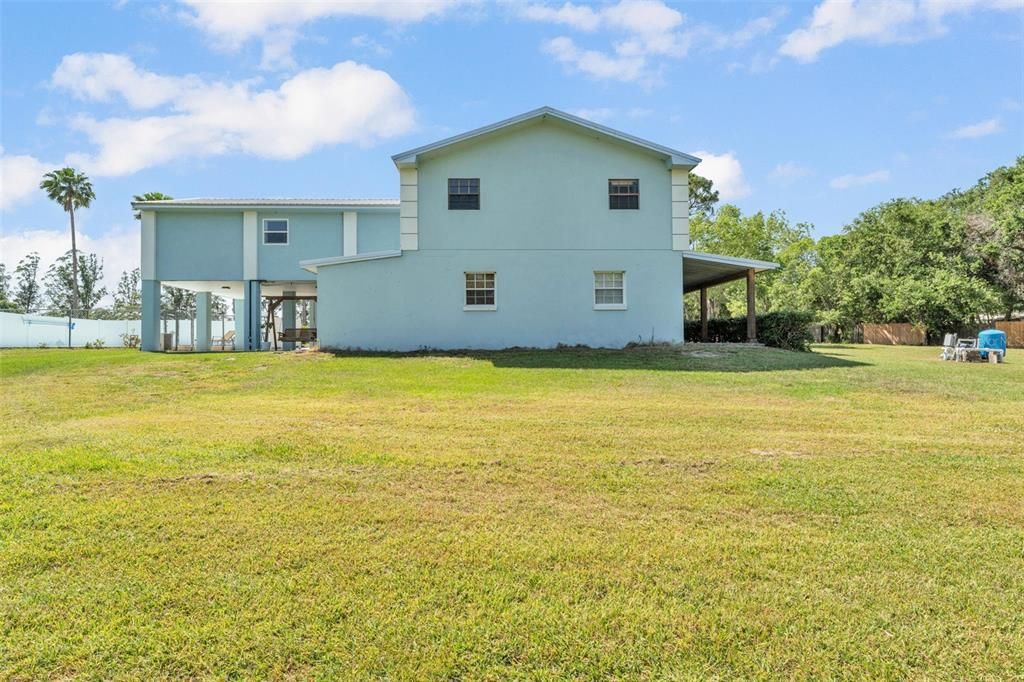 Backyard, Exterior