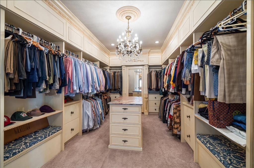 Chandelier, Interior, Recessed Lighting, Walk-in Closets
