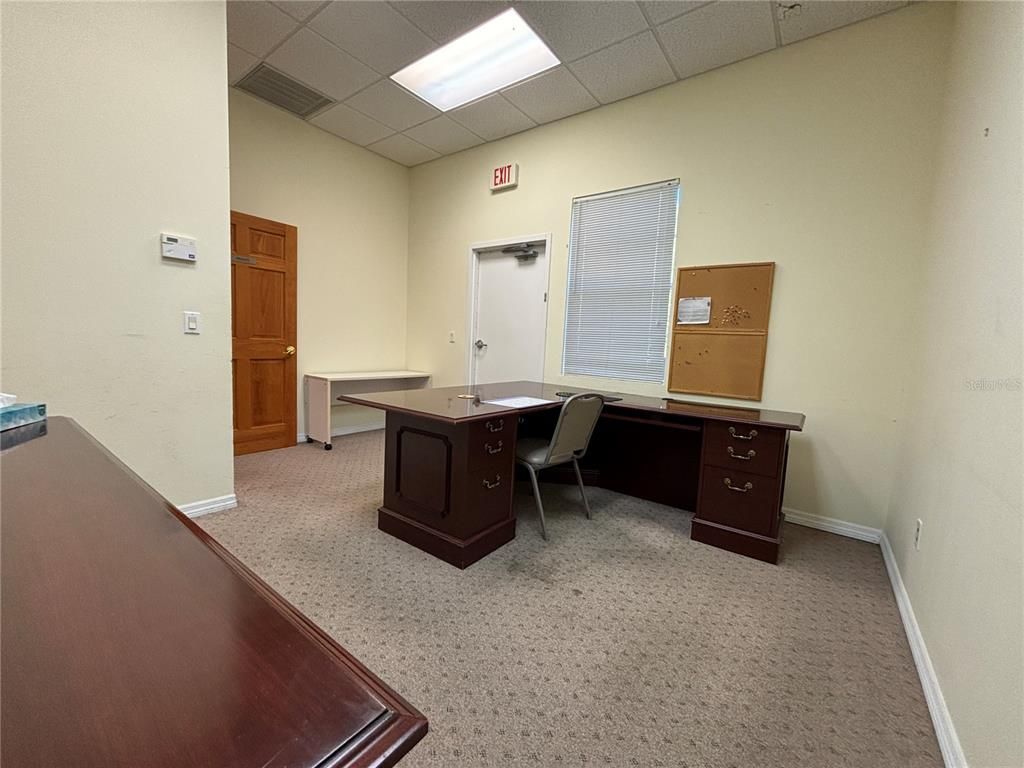 Home Office, Interior