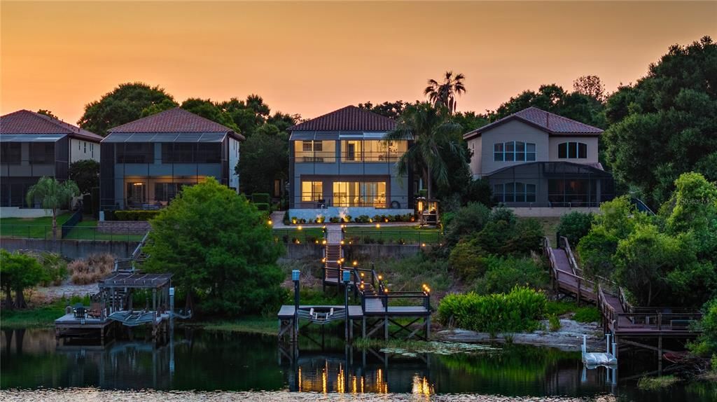 Exterior, Lake